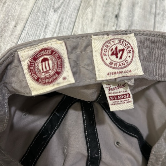 Western Kentucky university brown fitted baseball cap hat X-Large - Picture 7 of 7